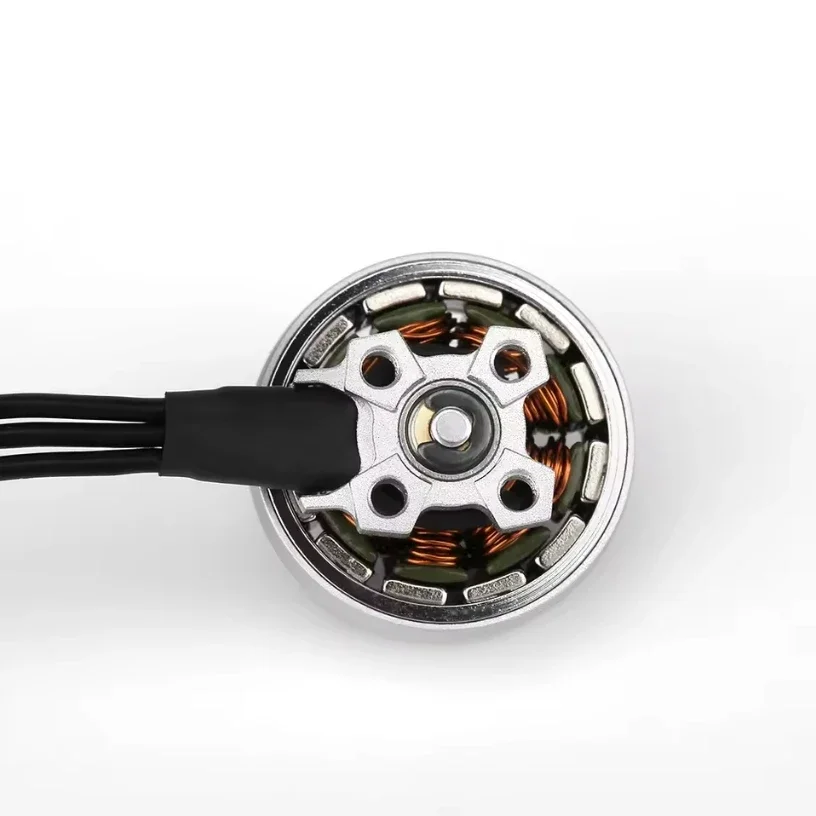 FlyFishRC Flash 1404 4500KV Br - مراجعة Drone Battery 4S وسعره